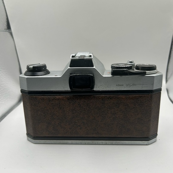 Brown Trim Asahi Pentax K1000 SE Film Camera w/ 50mm f2 Pentax Lens - Picture 5 of 7